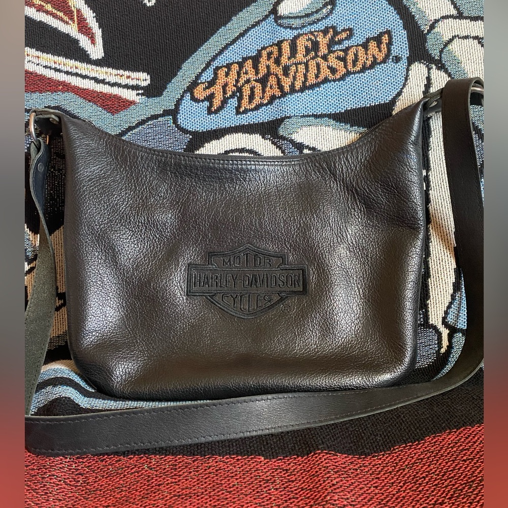 Harley-Davidson Women’s Black Messenger Bag Leather Classic